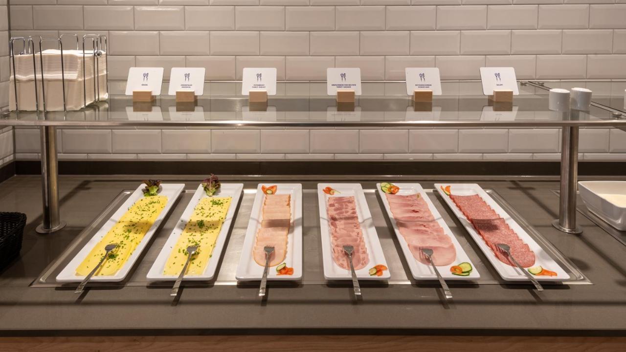 Holiday Inn Express - Munich North By Ihg Exteriér fotografie